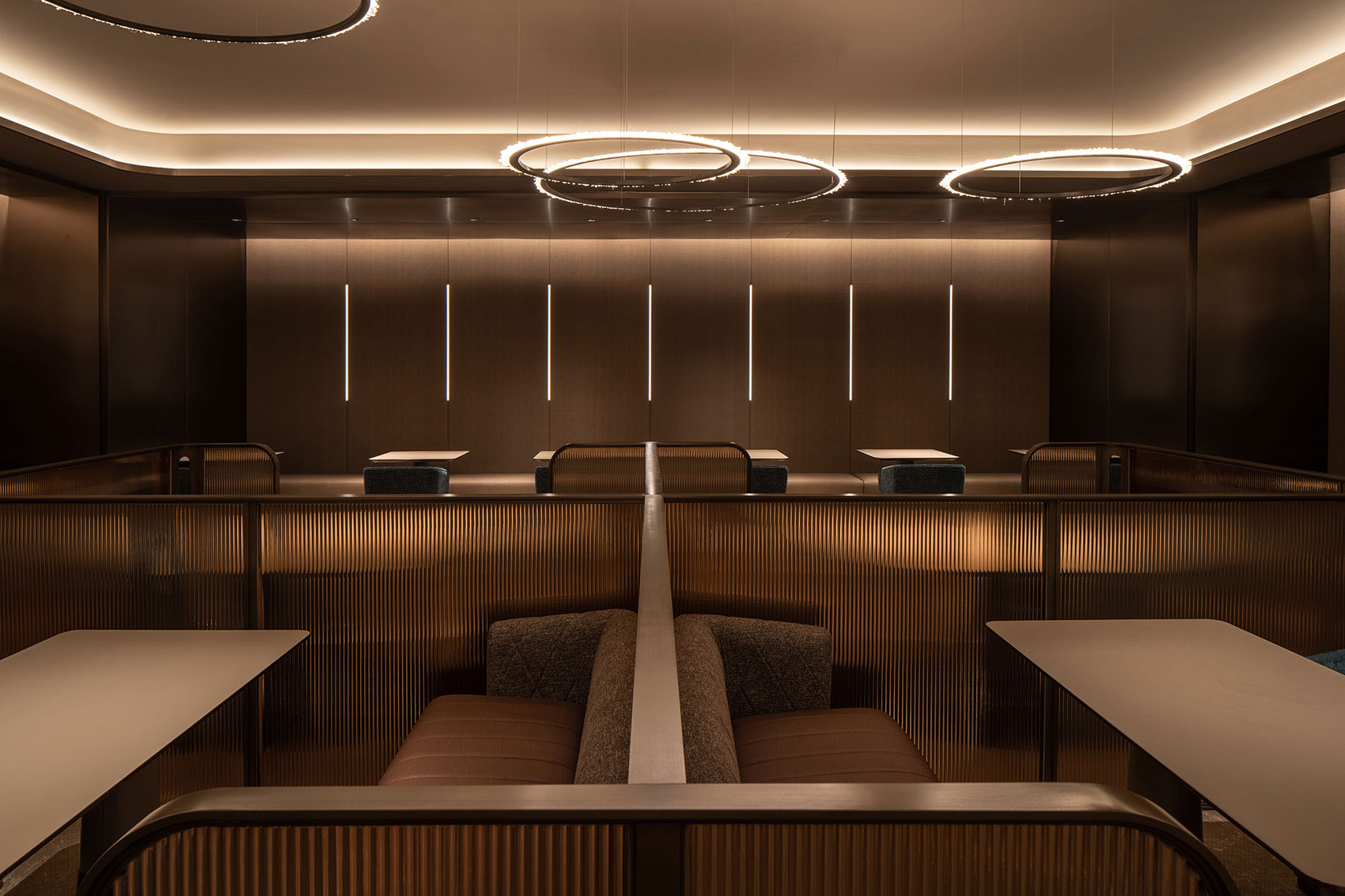 上?！ぁ敖圩铀А本频暝O(shè)計(陸家嘴金融中心店)